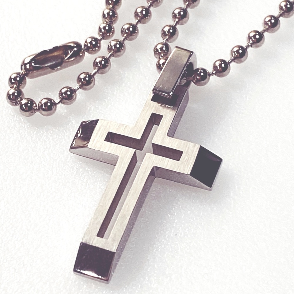 Stainless Steel Cross Necklace Jewelry Unisex - Picture 4 of 5